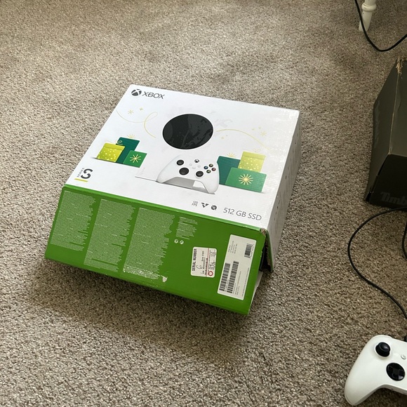 Xbox series S controller and headset